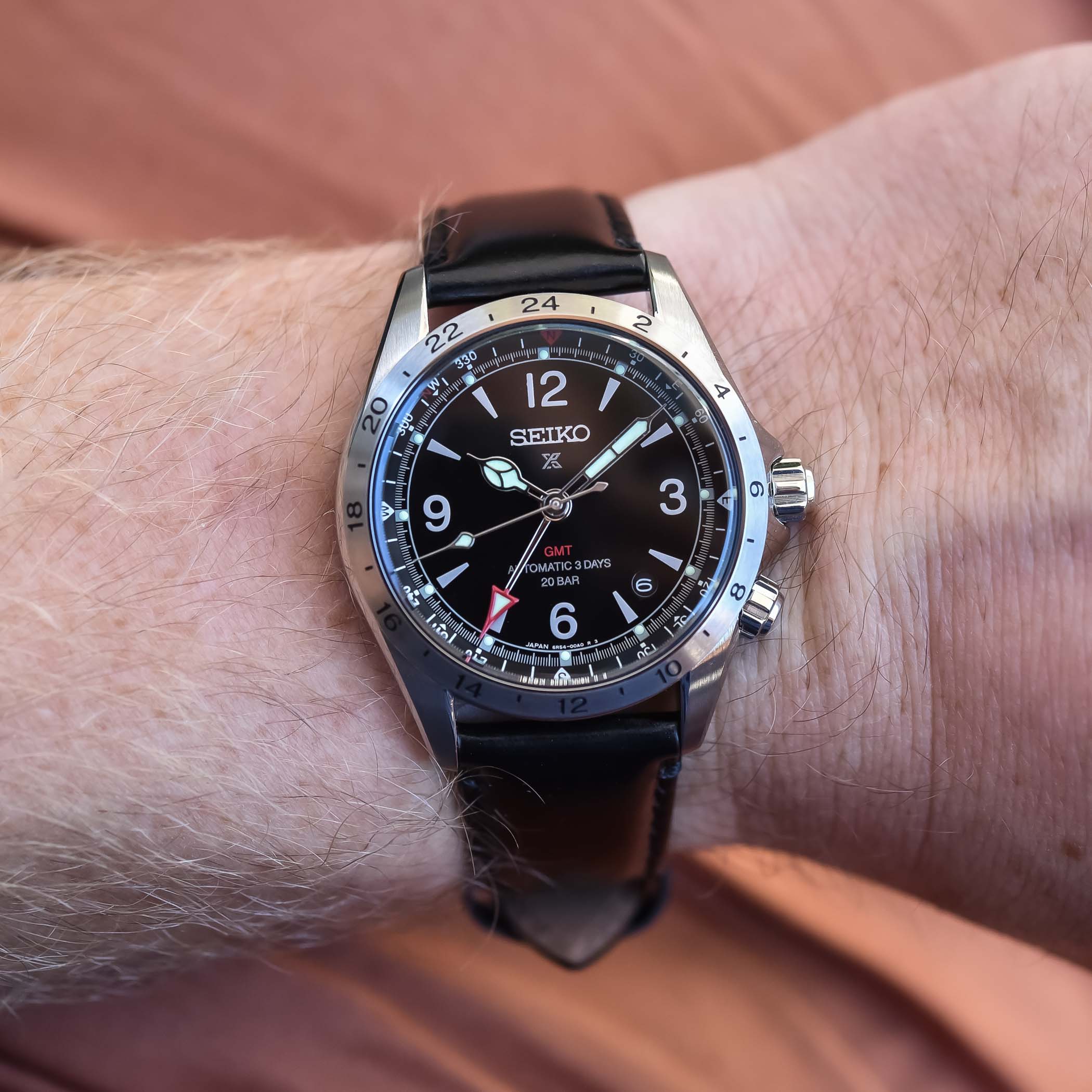 Seiko-Prospex-Alpinist-GMT-2023-SPB377-SPB379-Hands-On-Review-2
