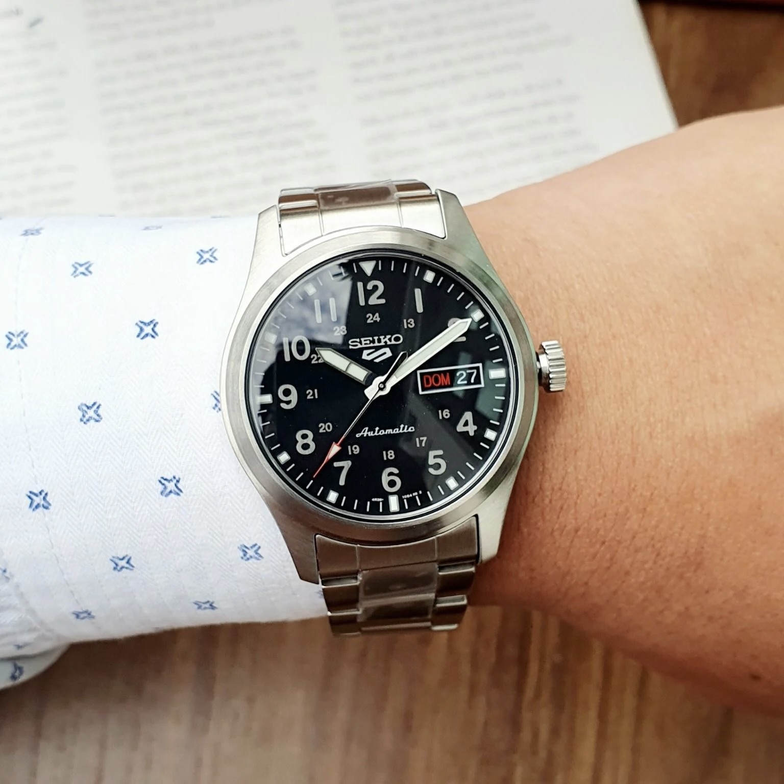 85A70A76-7A76-4716-B000-32A14E001B17_1_201_a