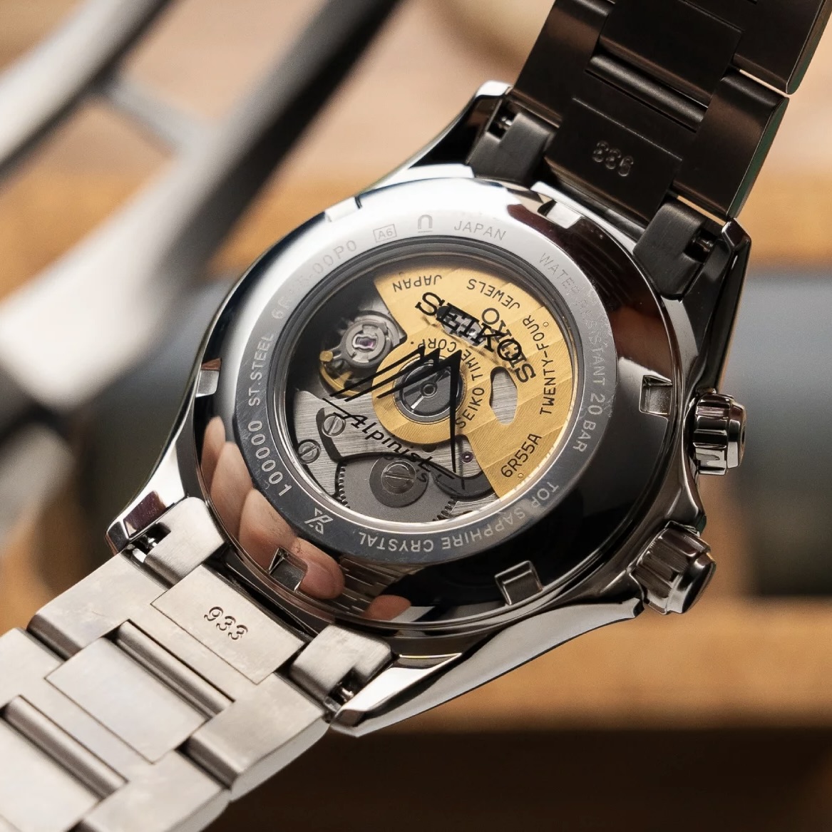 6E610D40-A545-4A33-BB76-5E79E086E466_1_201_a